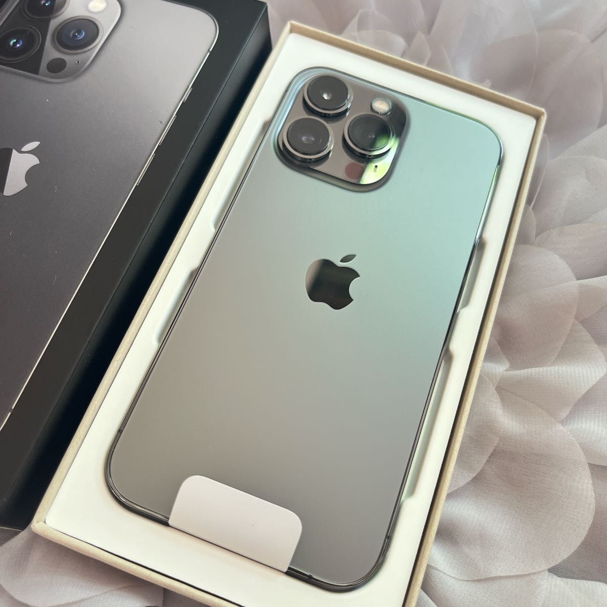 新品未使用】iPhone 13 pro 256GB グラファイトSIMフリー 新品未使用】iPhone 13 pro 256GB グラファイトSIMフリー