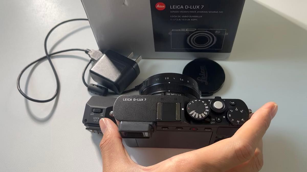 【良品、完動品】ライカ Leica LEICA D-LUX 7 コンパクトデジタルカメラ