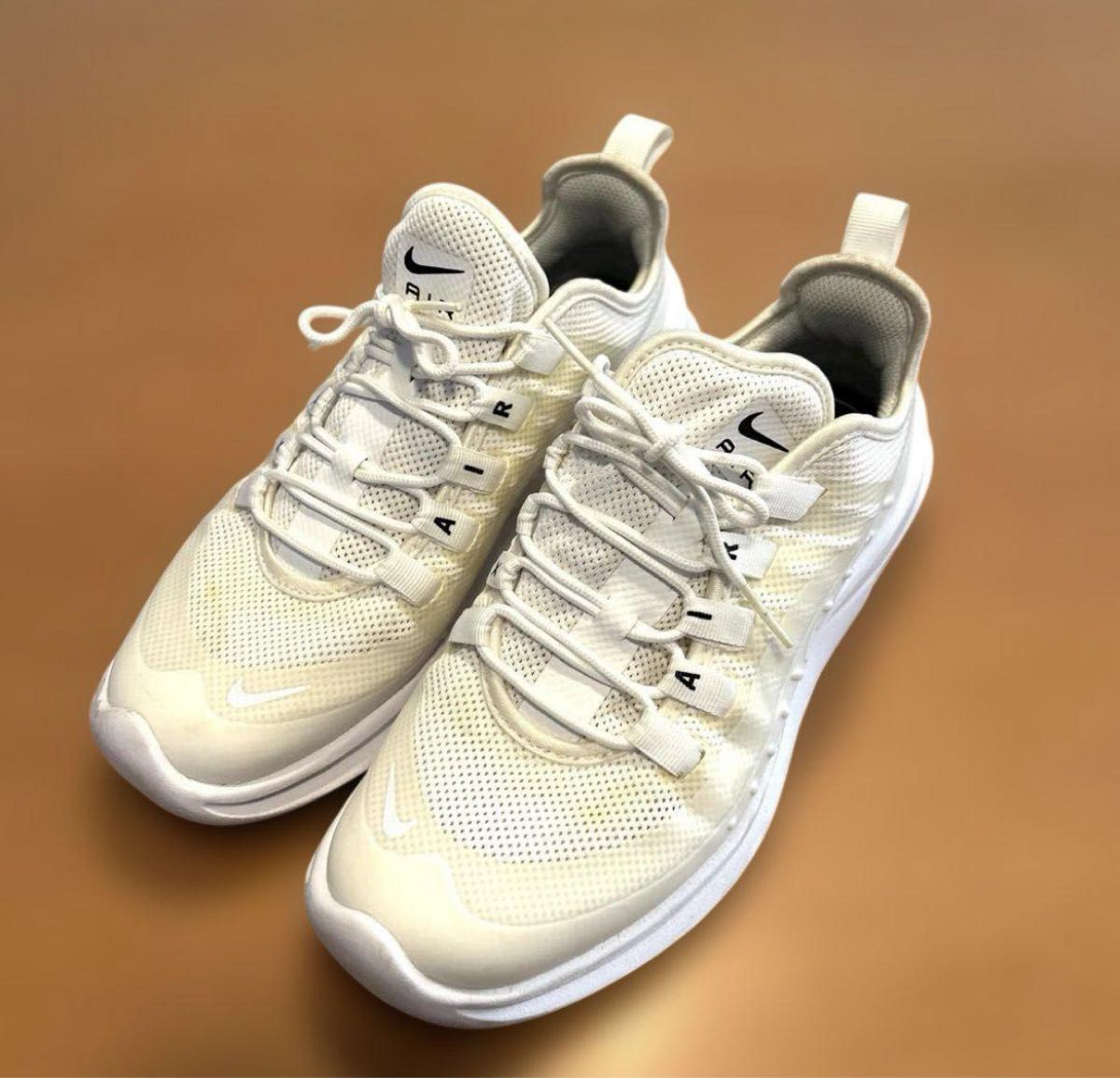 NIKE エアマックス アクシス レディース スニーカー ホワイト 白
