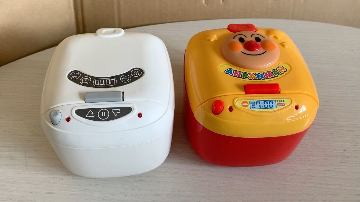 アンパンマンと炊飯器のおもちゃ 2個セット