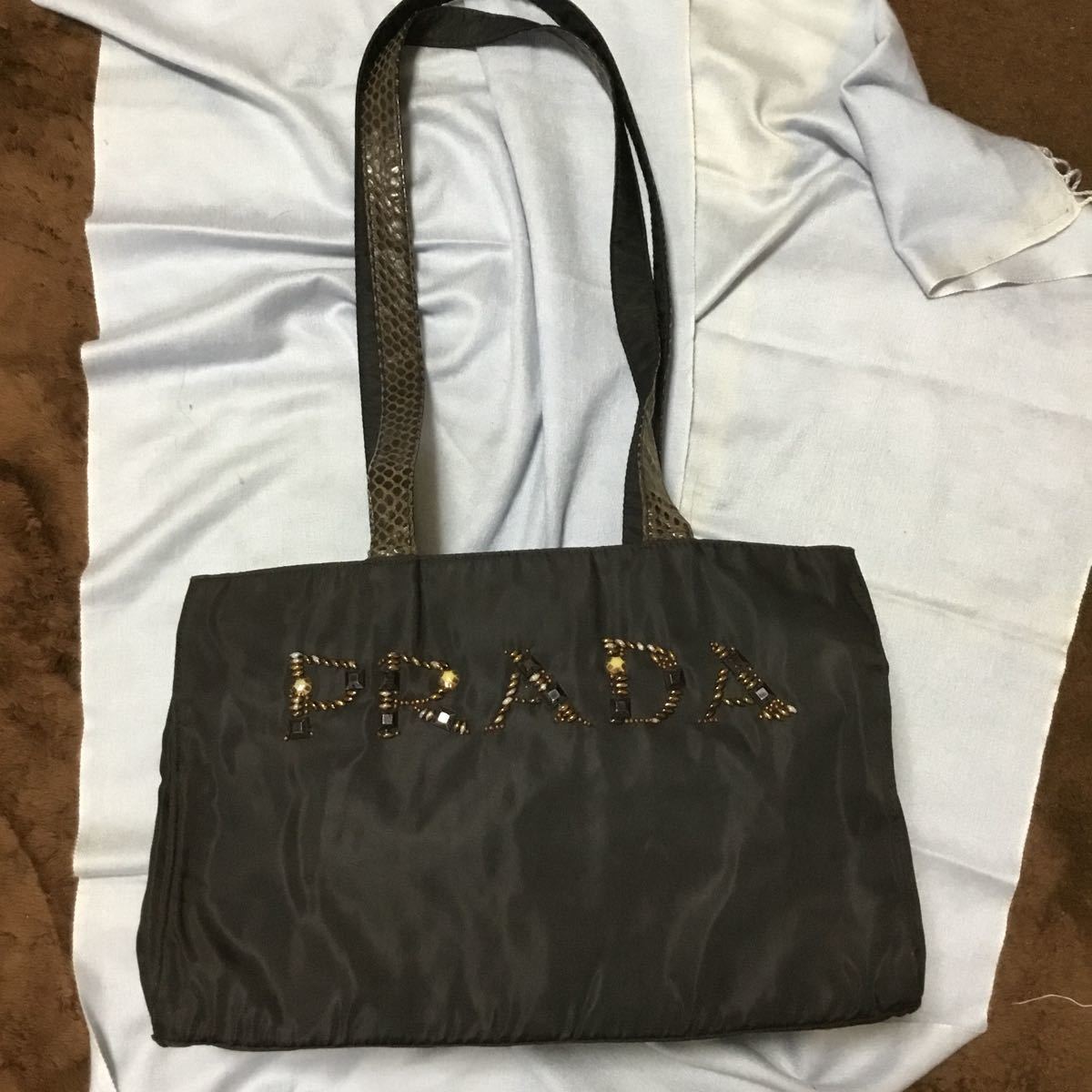 PRADA トートバッグ