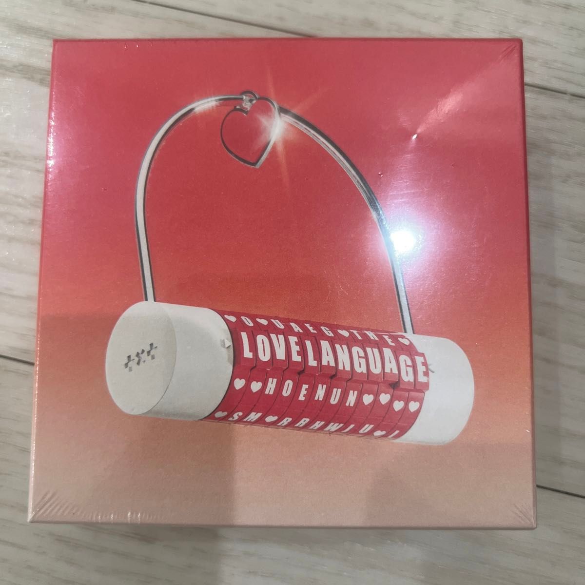 新品未開封 テヒョン TXT ラブラン グローバル TXT ラブランゲージ グローバル 「Love Language (Love Lock Ver