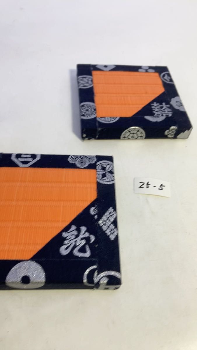 お安くしました柿色の畳、武将家紋柄のブロックコースター25-5