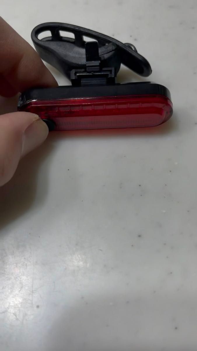 送料無料 汎用 自転車 テールライト LED USB充電 テール 夜間走行 ロードバイク 夜間ウォーキングにも