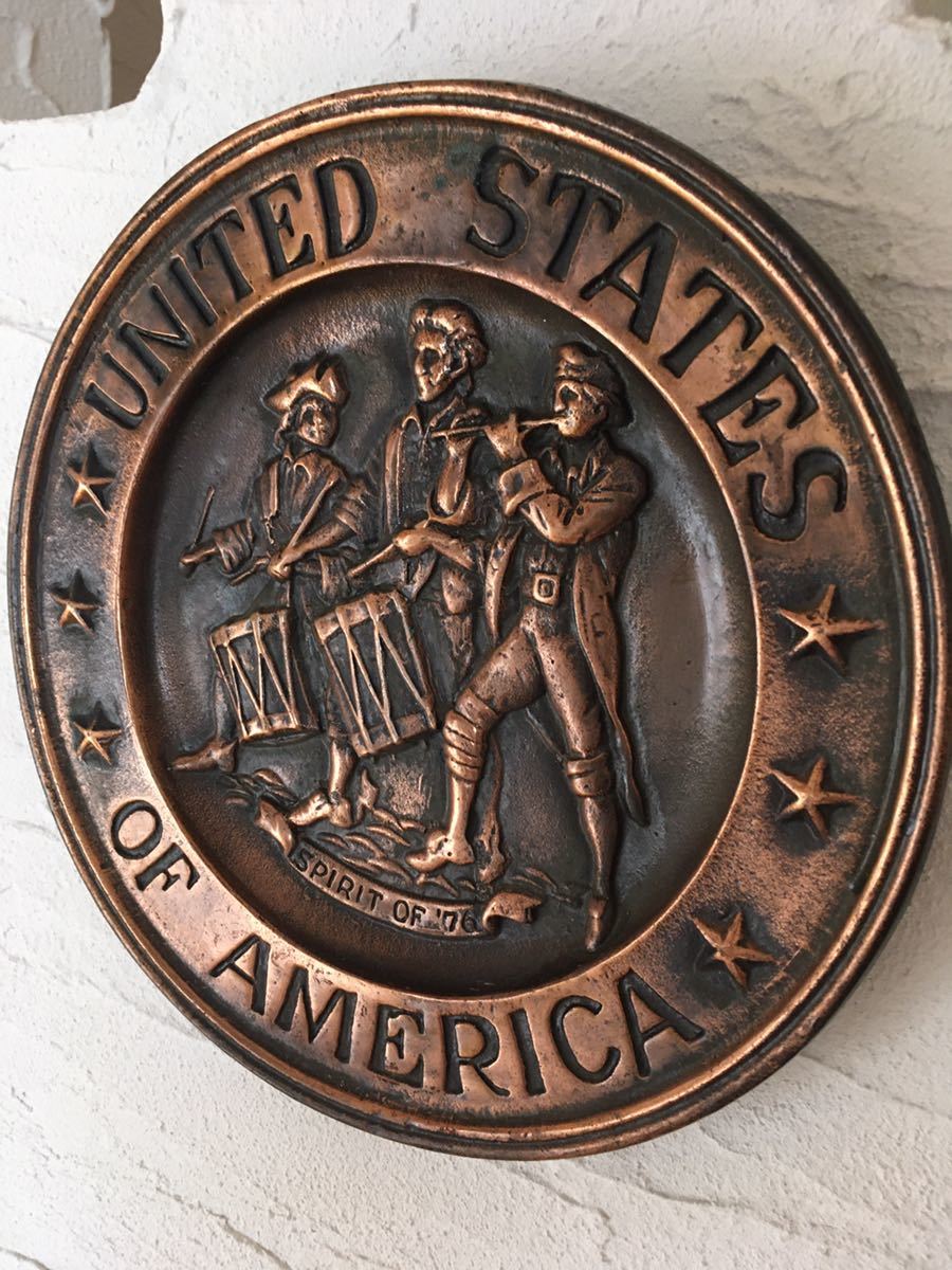 大注目 アメリカン アンティーク USA製 1976 額縁 円形 銅製 その他