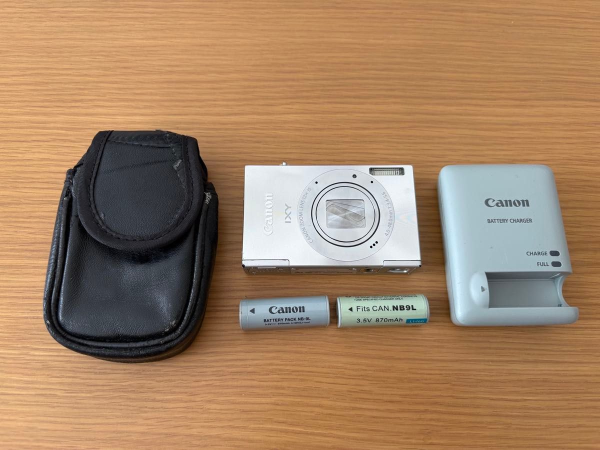 Canon IXY3 コンパクトデジタルカメラ シルバー 付属品(予備 Canon IXY3 コンパクトデジタルカメラ シルバー 付属品(予備