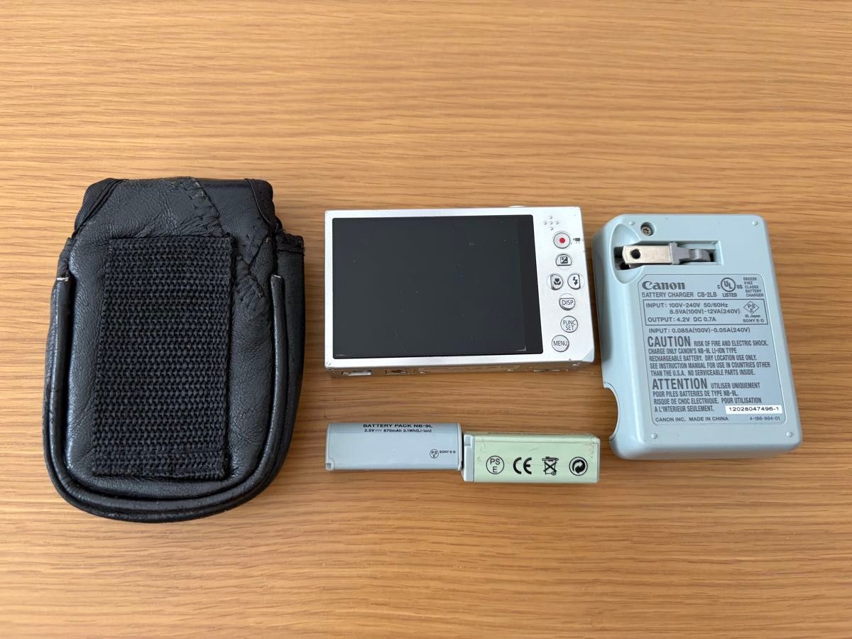 Canon IXY3 コンパクトデジタルカメラ シルバー 付属品(予備 Canon IXY3 コンパクトデジタルカメラ シルバー 付属品(予備
