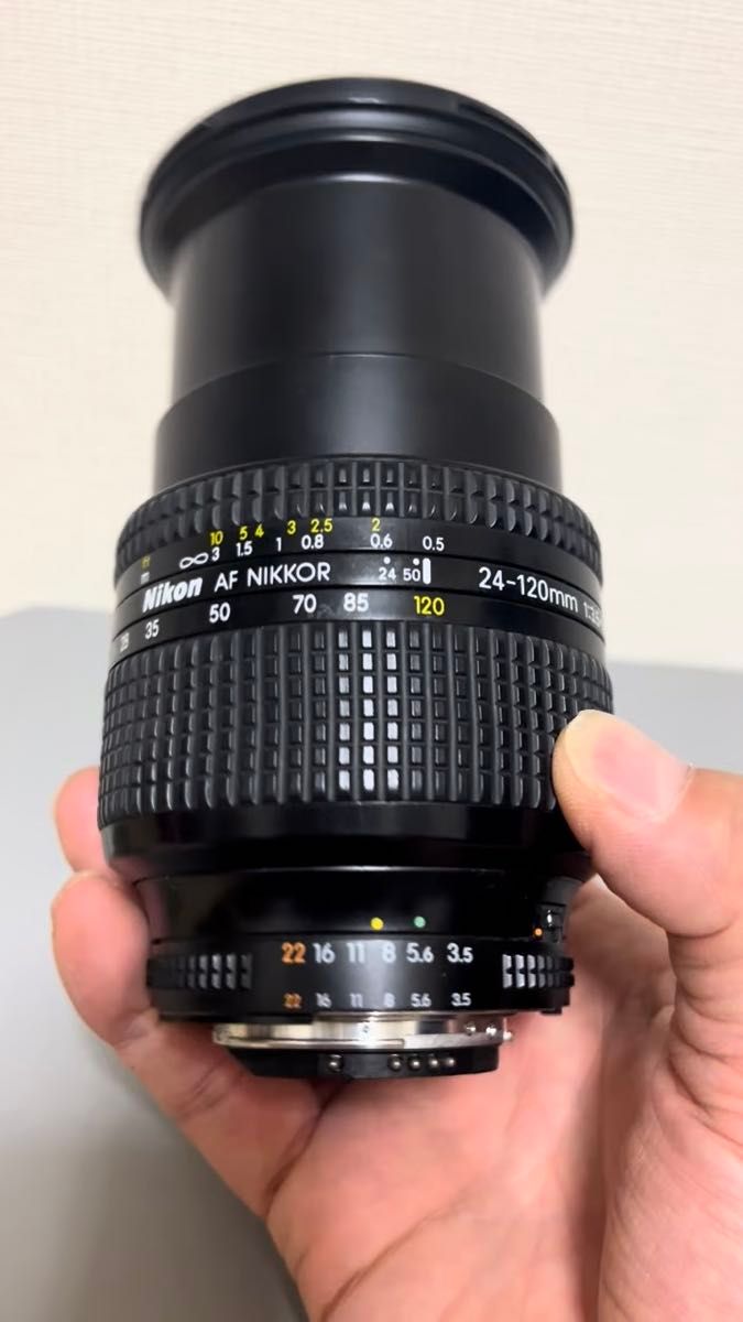 Nikon AF NIKKOR 24-120mm f/3.5-5.6Dレンズ