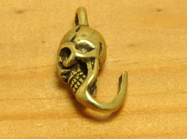 solid brass ソリッド ブラス 真鍮 鋳物 鋳造 SKULL スカル ドクロ ガイコツ 髑髏 フック キーホルダー レザークラフト パーツ 金具 S_画像3