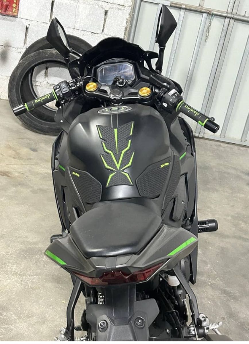 トラクションパッド タンクパッド カワサキ X-25R/SE(2023~)ZX トラクションパッド タンクパッド カワサキ X-25R/SE(2023~)ZX