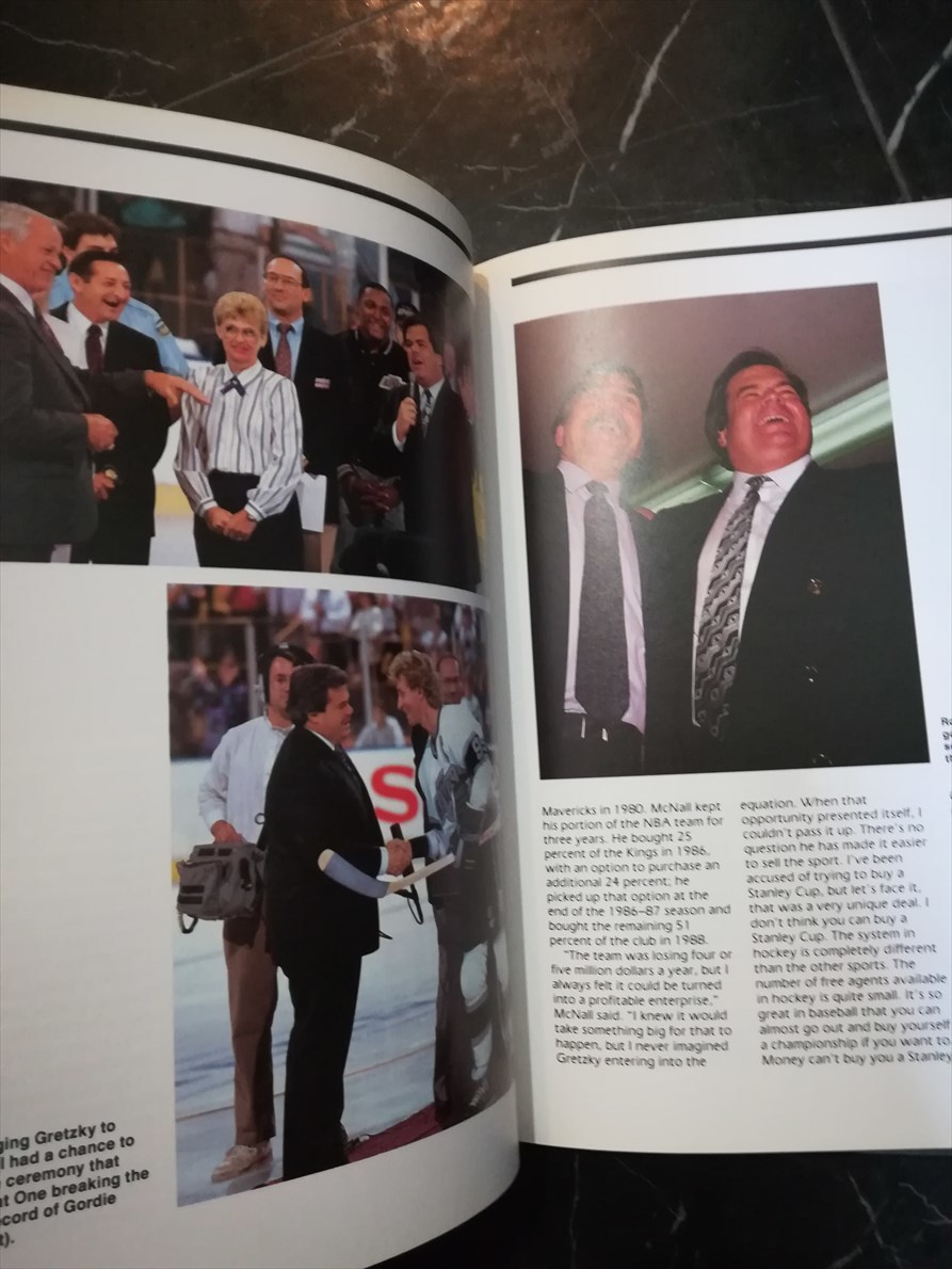 Los Angeles Kings Annual 1990-91 写真集 アイスホッケー 洋書 英語 ロスアンゼルス キングス - その他 Los Angeles Kings Annual 1990-91 写真集 アイスホッケー 洋書 英語 ロスアンゼルス キングス - その他