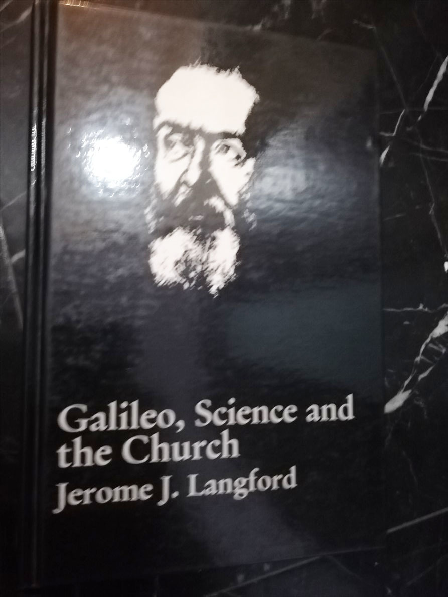 Galileo, Science and the Church 英語　ハードカバー　洋書　ガリレオ　科学と教会　Jerome J. Langford