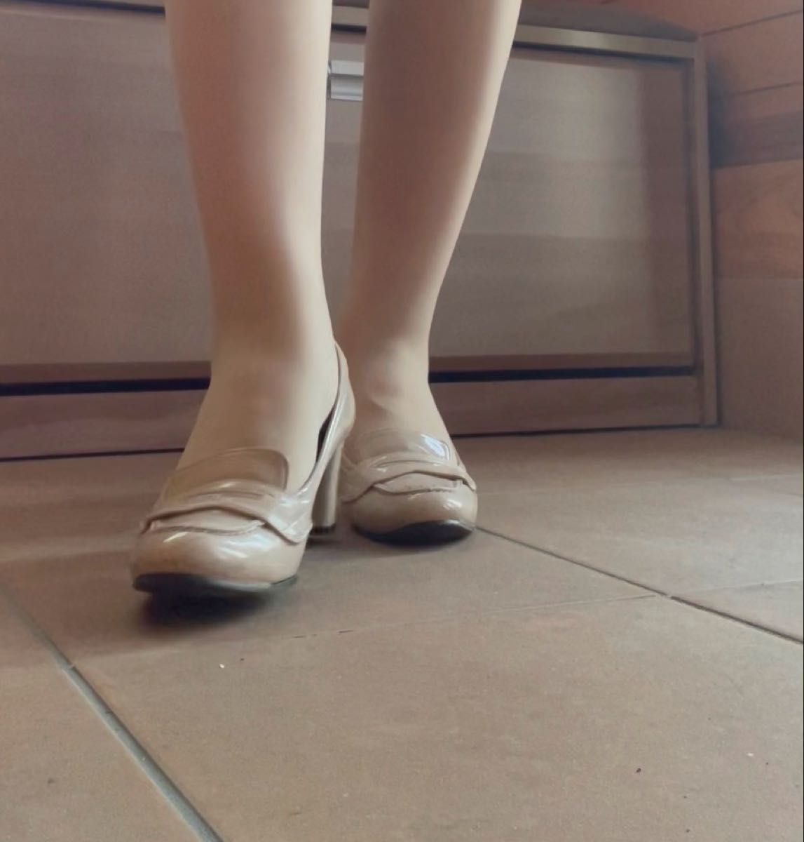 エナメル ローファー パンプス ベージュ 24cm ヒール6cm 太ヒール