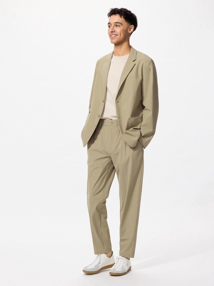 UNIQLO ベージュ ウルトラストレッチジャケットとパンツセット L 新品 ウルトラストレッチパンツ メンズMサイズ UNIQLO ベージュ