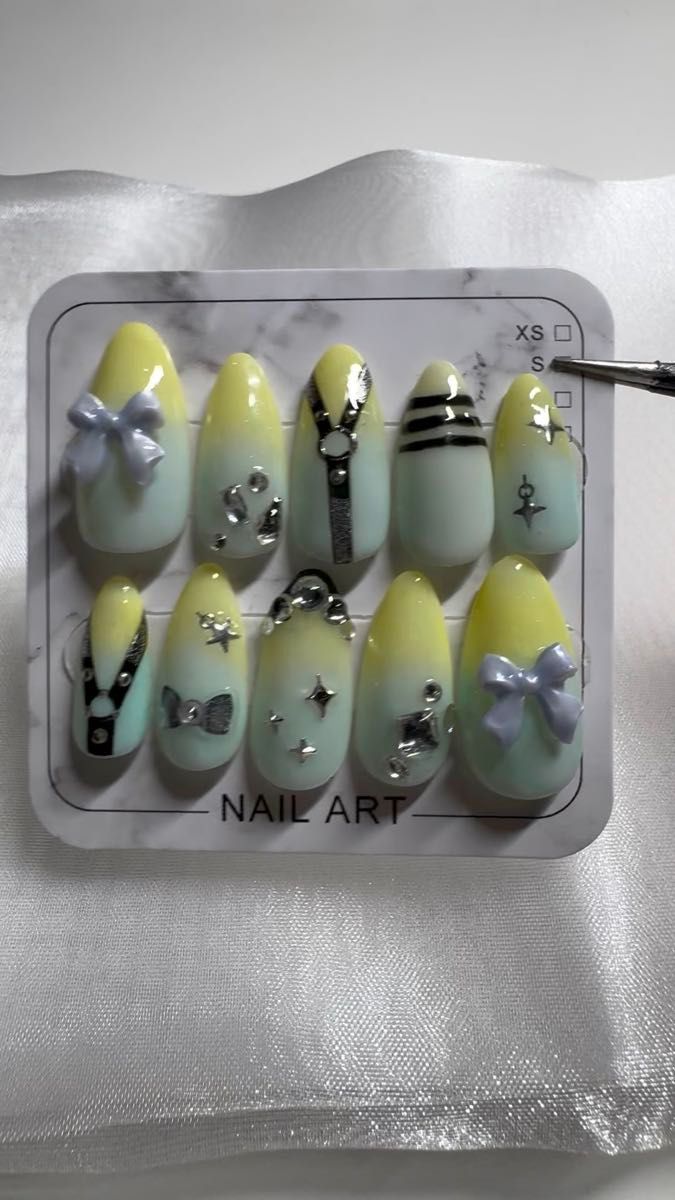 【現品】緋八マナ ネイルチップ 概念ネイル
