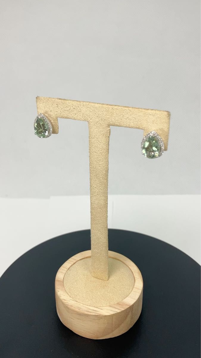 K18WG ダイヤモンド付 グリーンアメジスト ピアス GAM:3.20ct D:0.20ct