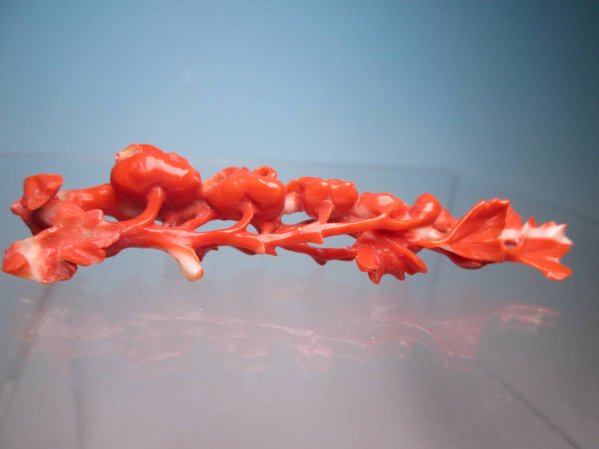 によって ヤフオク! 花彫刻の細密な彫物    アンティーク・赤珊瑚