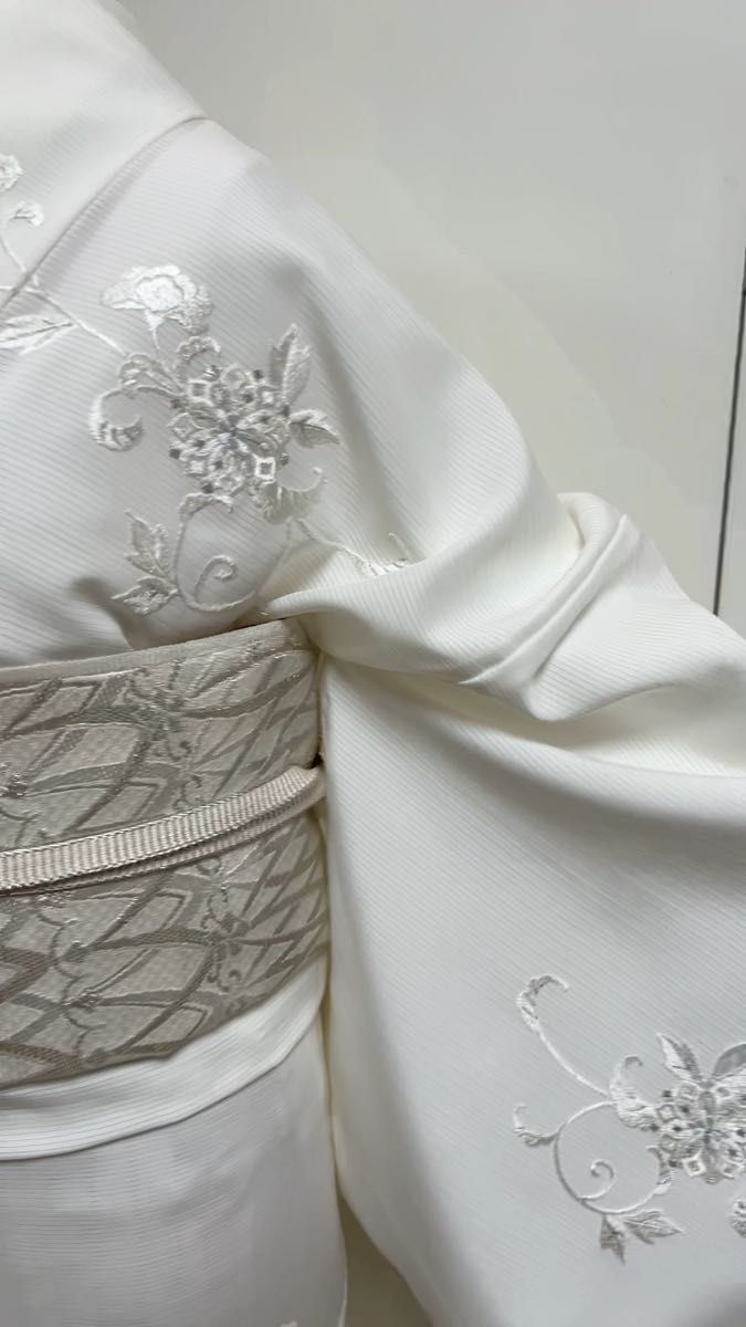 訪問着 白 絽 正倉院唐花 7月8月に ろ 刺繍 ししゅう Lサイズ 白 シルバー 着物 きもの お仕立て上がり 正絹