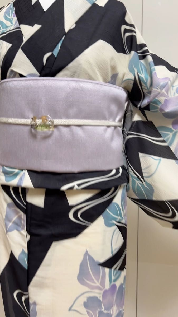 浴衣 ゆかた ユカタ 白、黒 、薄井 紫 Mサイズ ポリエステル100%花火 M浴衣単品販売 ※ゆかたの帯はお付けできません