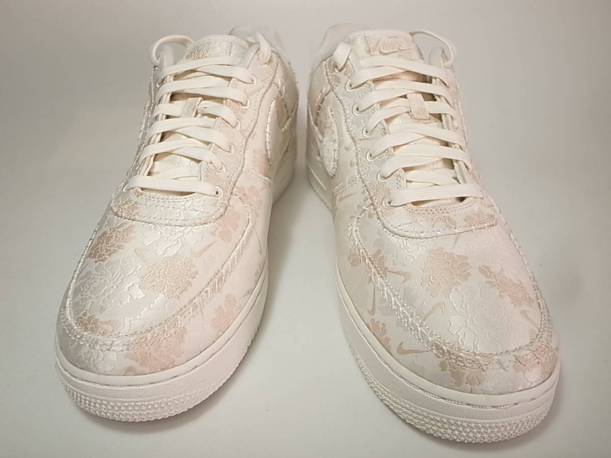 [ free shipping ]NIKE AIR FORCE 1 \'07 PRM 3 Air Force 1 premium floral print swoshuSWOOSH pearl satin AT4144-100 US12/30cm new goods 