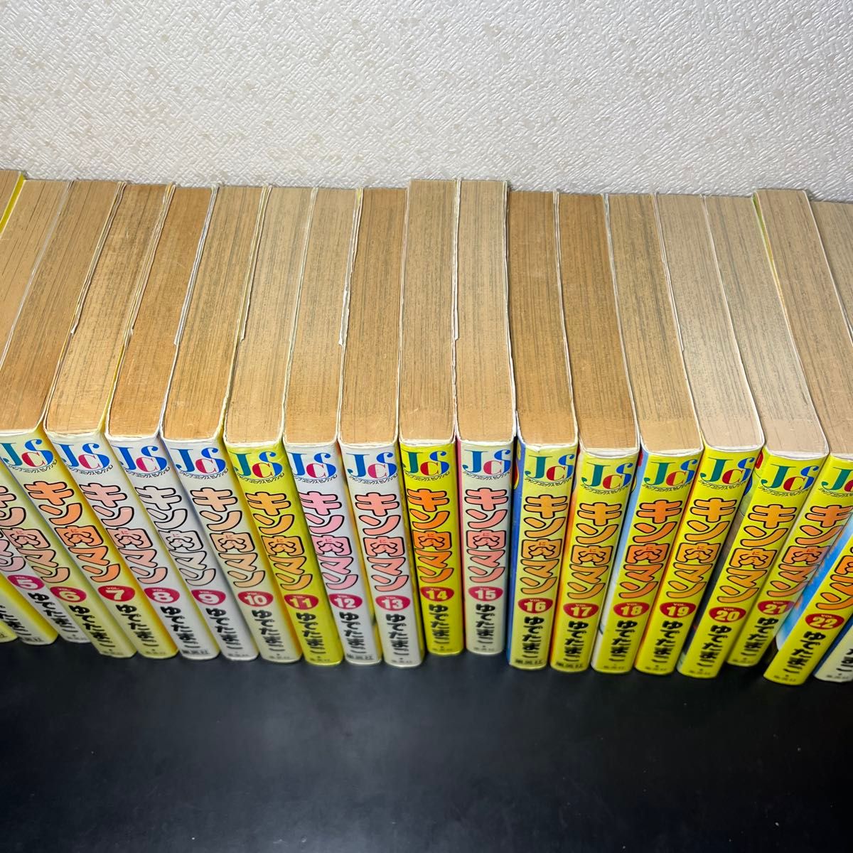 キン肉マン愛蔵版26冊全巻37巻〜88巻抜け無し キン肉マン愛蔵版26冊全巻37巻〜88巻抜け無し キン肉マン