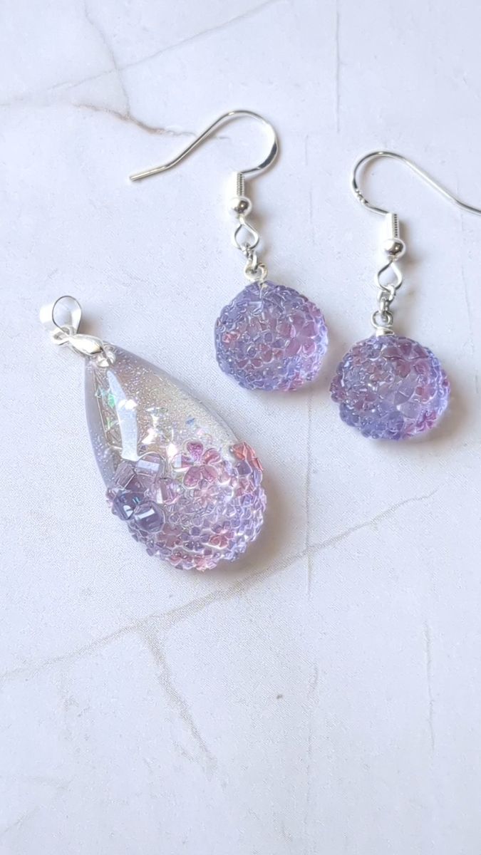 849 しずく型お花のネックレスとピアスイヤリングセット