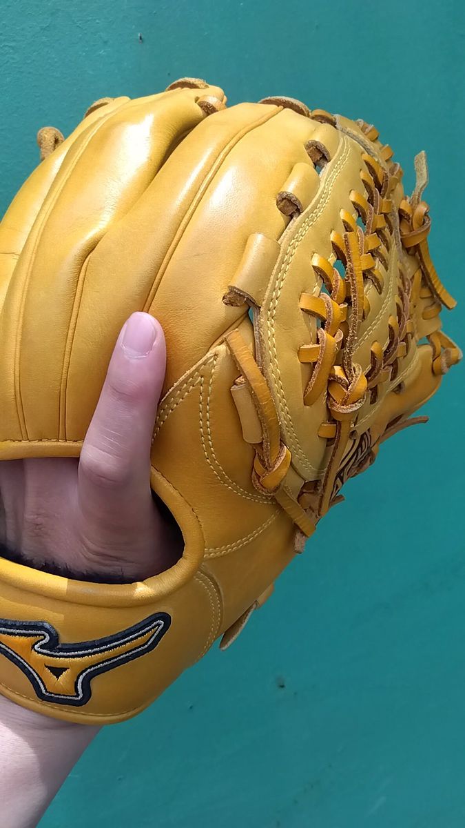 【美品】野球 グローブ 軟式 一般 ミズノ 内野手 外野手 GACHI