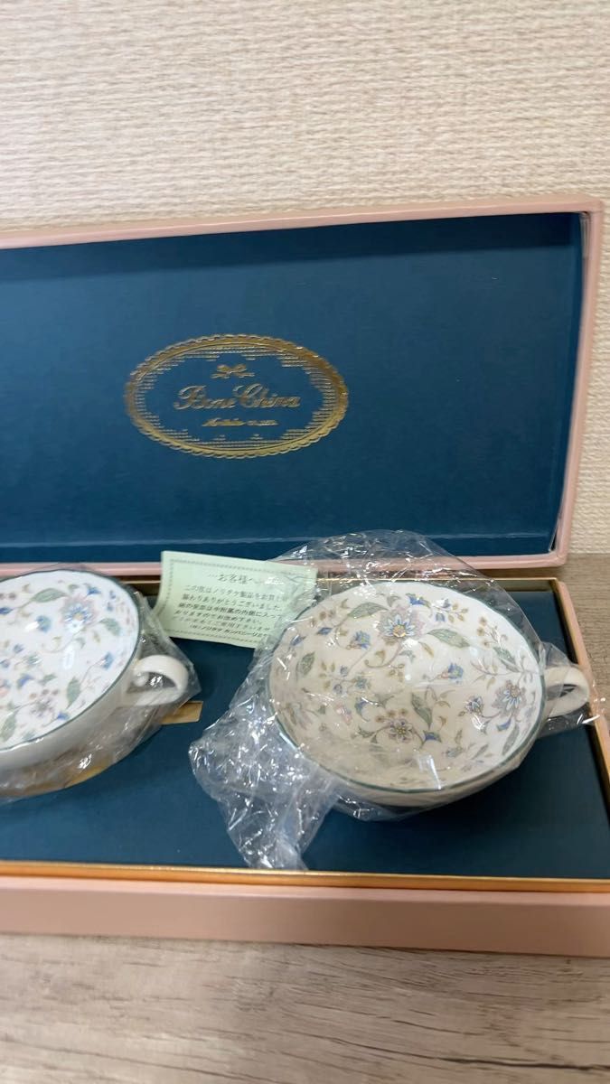 《新品》廃盤品 Noritake カリフパレス ボーンチャイナ ティーカップ&ソーサー2客セット ノリタケ 食器 洋食器