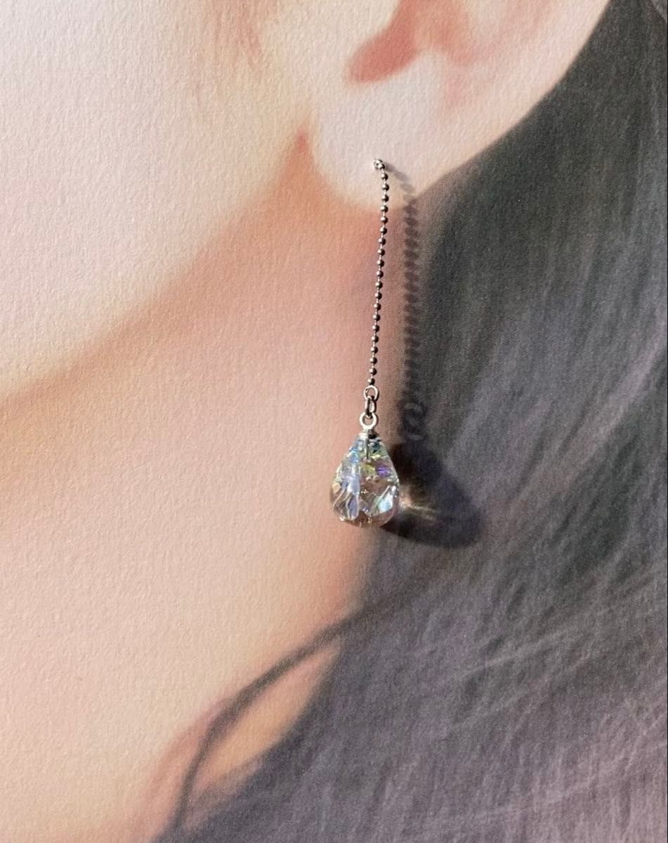 No.503 レジン ハンドメイド ピアス ハンドメイドアクセサリー スワロフスキー 揺れる しずく 雫 アメリカンピアス