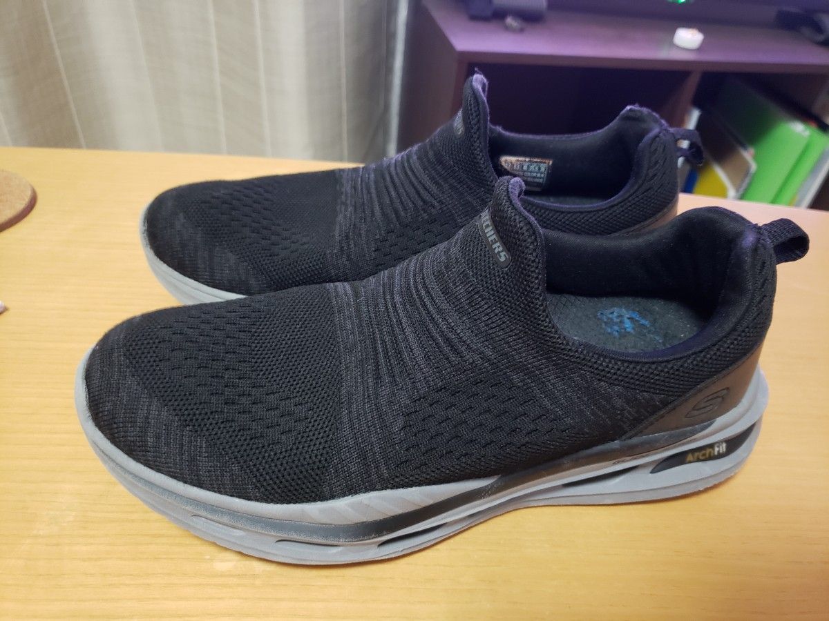 SKECHERS スリッポン　ArchFit　GLIDE-STEP  25.5cm 　SN210431
