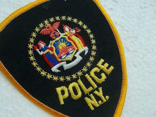N.Y POLICE ニューヨーク ポリス 警察 アメリカ 刺繍 ワッペン / セキュリティ ガード 守衛 警備員 ビンテージ カスタム 409_画像2