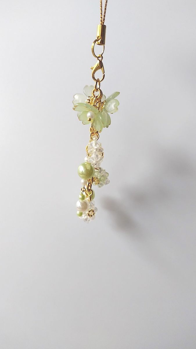ビーズ ストラップ バッグチャーム キーホルダー ハンドメイド 花 モスグリーン