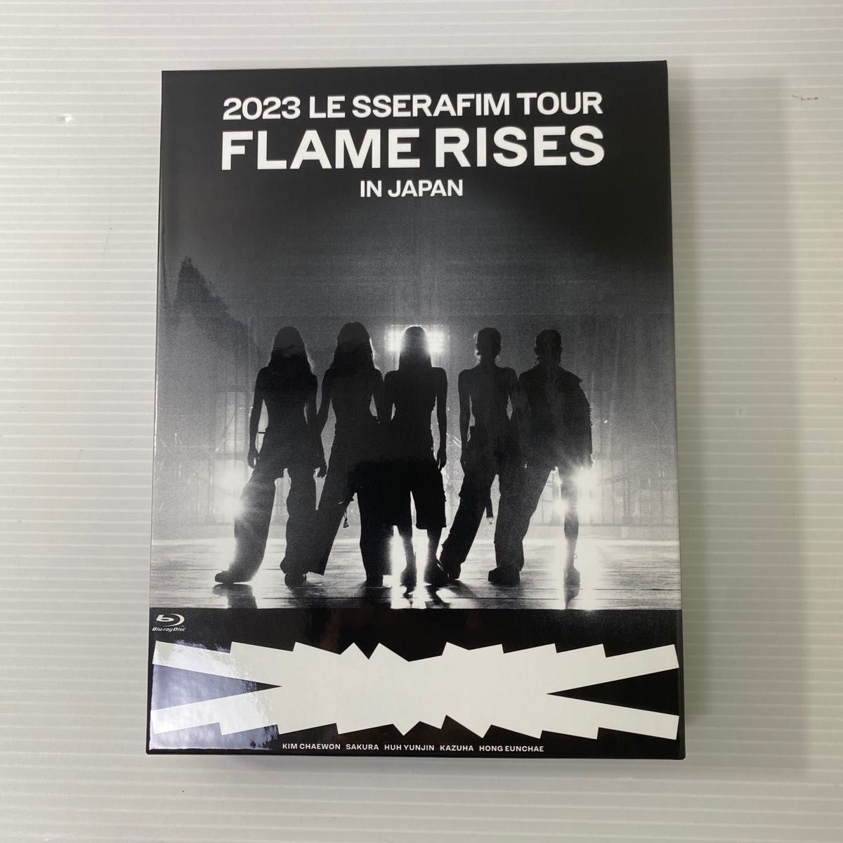 LE SSERAFIM/2023 LE SSERAFIM TOUR'FLAME RISES'IN JAPAN〈初回 LE SSERAFIM/2023 LE SSERAFIM TOUR'FLAME RISES'IN JAPAN〈初回