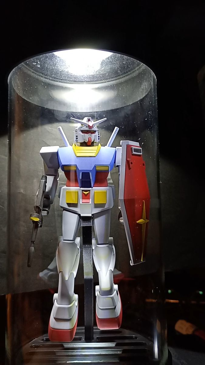 機動戦士ガンダム RX78-2 GUNDAM REVIAL Ver. サウンド付き 上下LED ガラスケース 完成品 ガンプラ