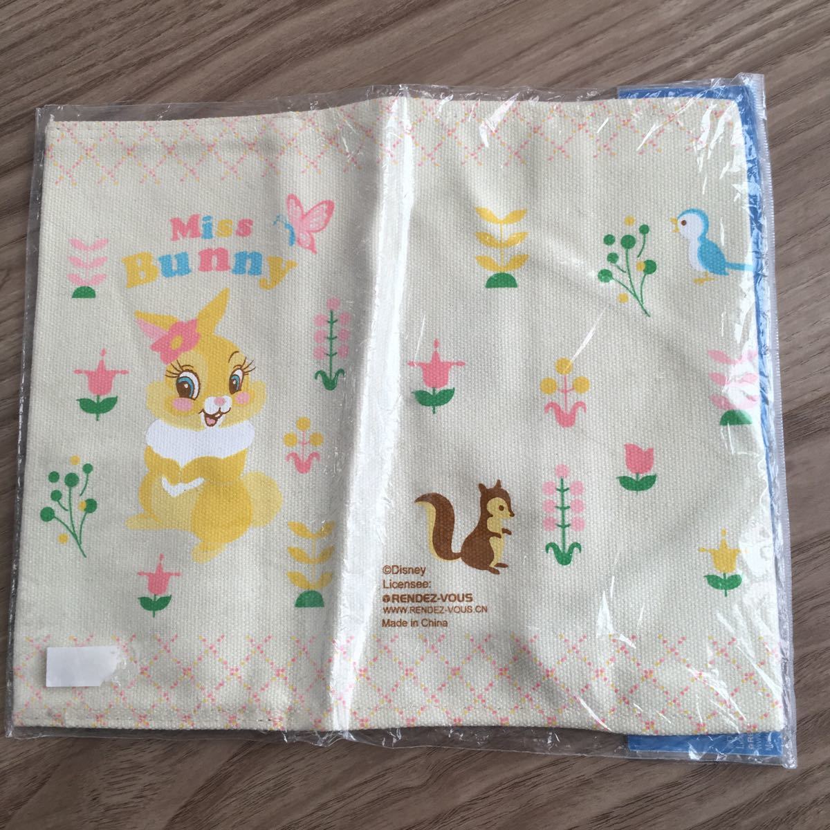 Paypayフリマ 送料無料 匿名 ブックカバー ディズニー ミス バニー バンビ Miss Bunny 文庫カバー Paypayフリマ 送料無料 匿名 ブックカバー ディズニー ミス バニー バンビ Miss Bunny 文庫カバー