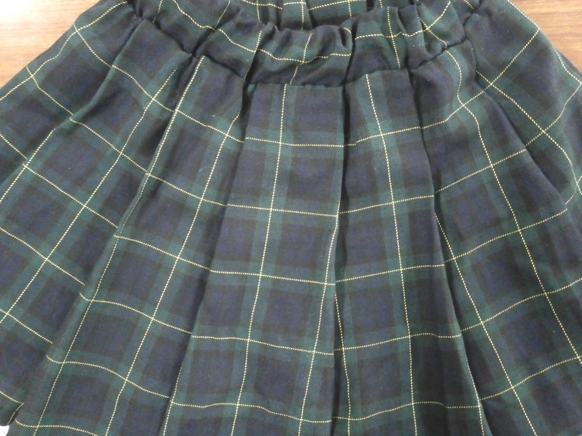 ノーブランド　女児　スカート　緑色　チェック　サイズ150_画像2
