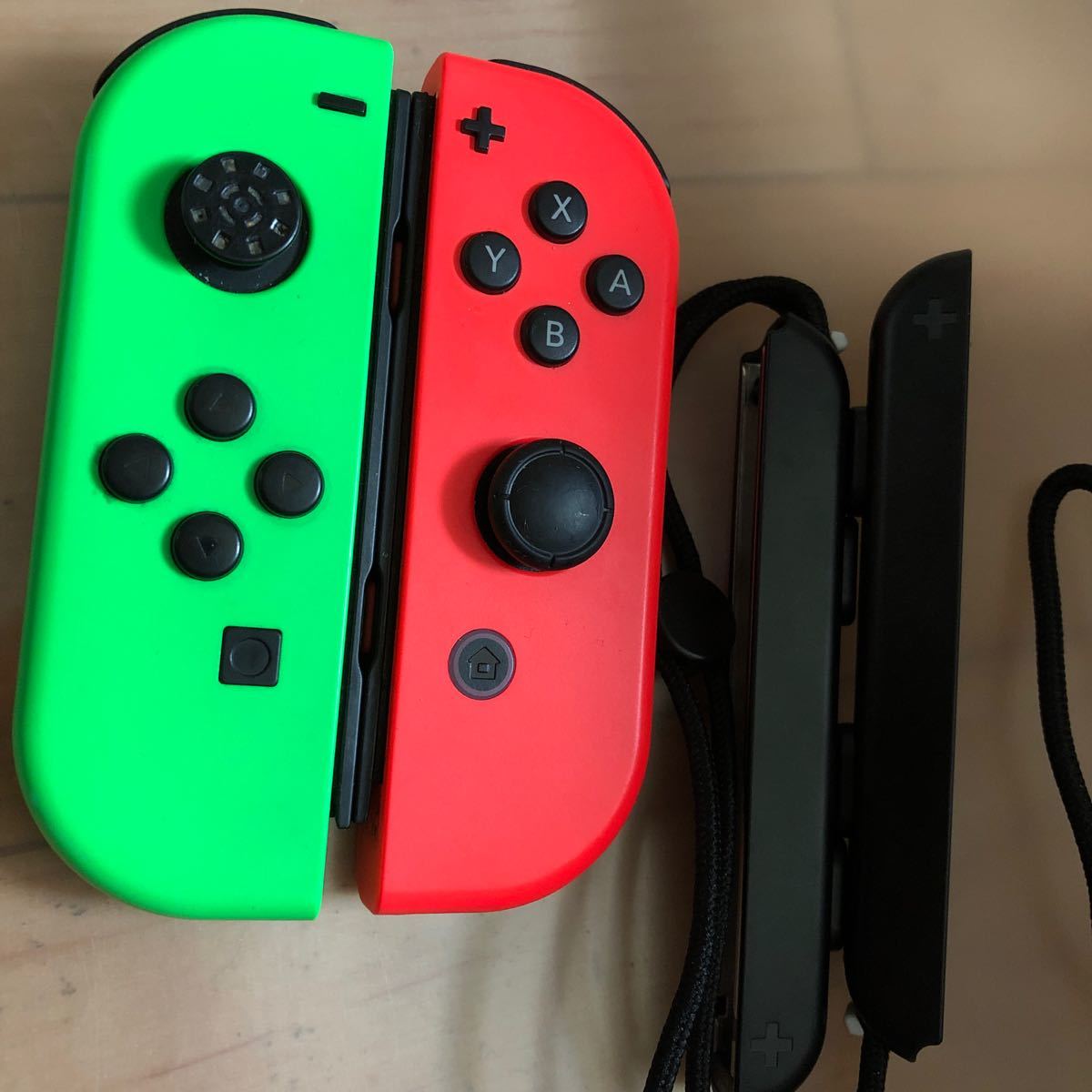 Nintendo Switch ジョイコン ネオングリーン ネオンレッド Nintendo Switch ジョイコン ネオングリーン ネオンレッド