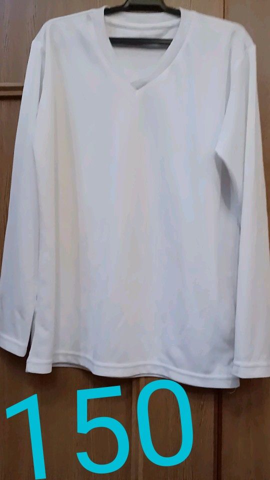 最終値下げ!150【Vネック吸汗速乾長袖Tシャツ】 ホワイト 部活 遊び 日焼け対策 虫刺され対策 キャンプ 身幅約44
