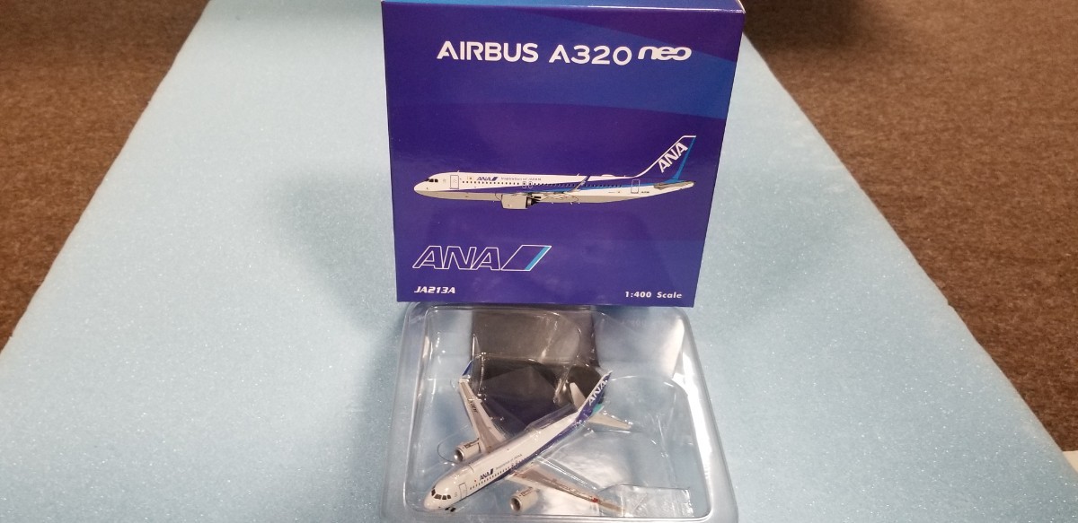 ANA A320neo JA213A 1:400 Phoenix