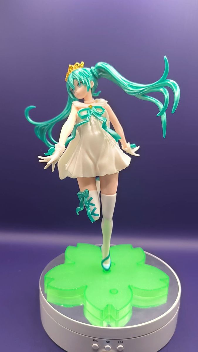 新品未開封 初音ミク スーパープレミアム 15th Anniversary フィギュア セガプライズ 初音ミク スオウVer