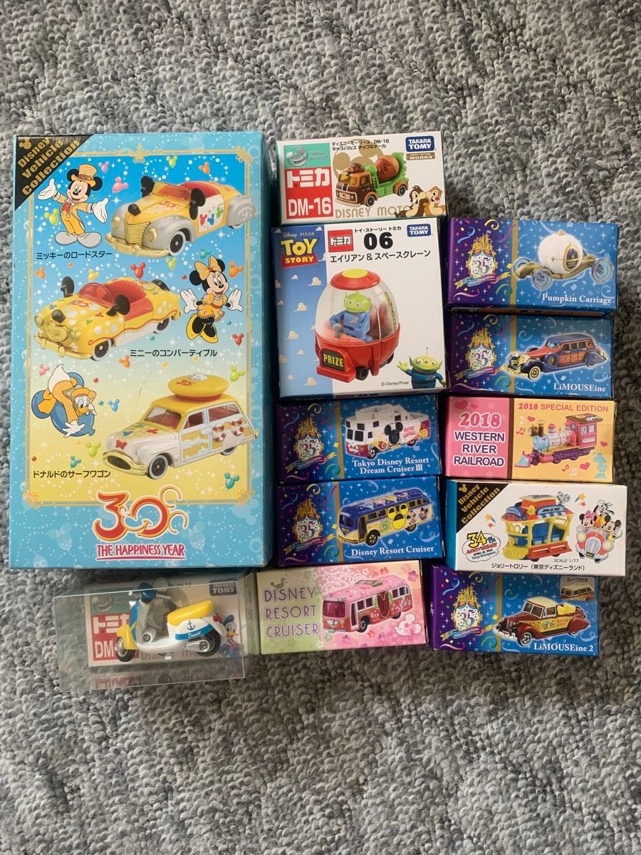 東京ディズニーリゾート ミニカー大量セット 131台 ドリーム 東京ディズニーリゾート ミニカー大量セット 131台 ドリーム