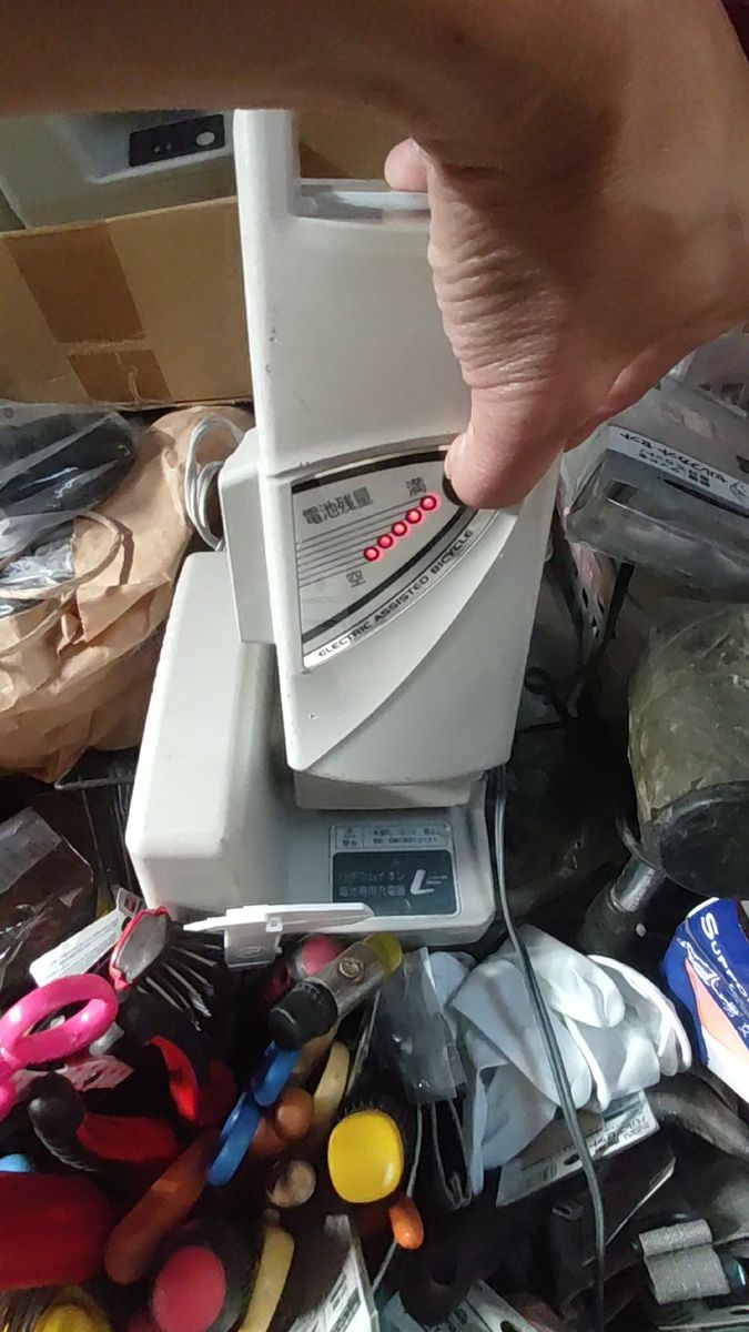 パナソニック電動自転車バッテリー12Ah長押し2点灯NKY319B02中古稼働品持ち手部分欠け有り