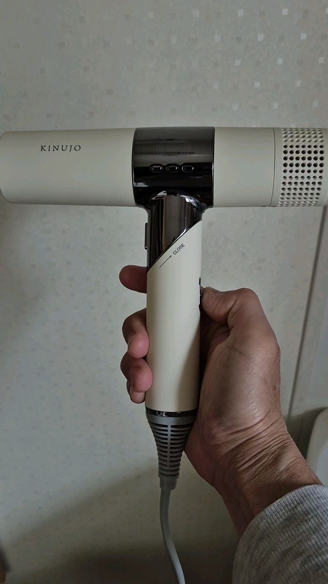 KINUJO キヌージョヘアドライヤーKH201
