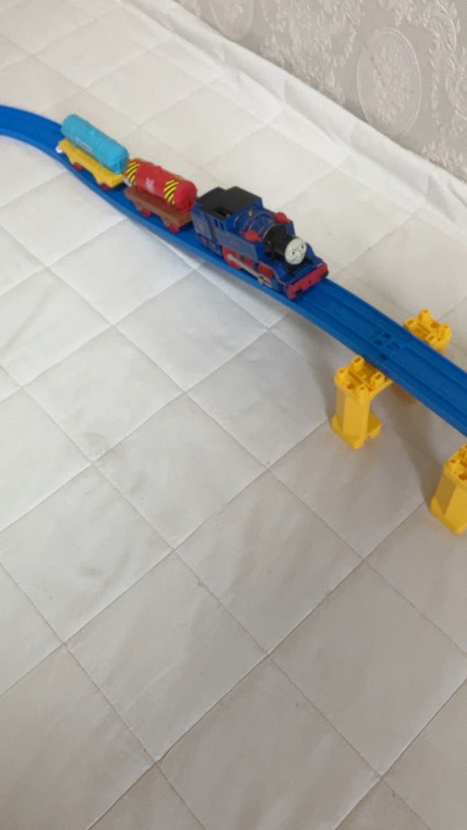 プラレール トーマス関連 ベルと貨車の3両 中古品