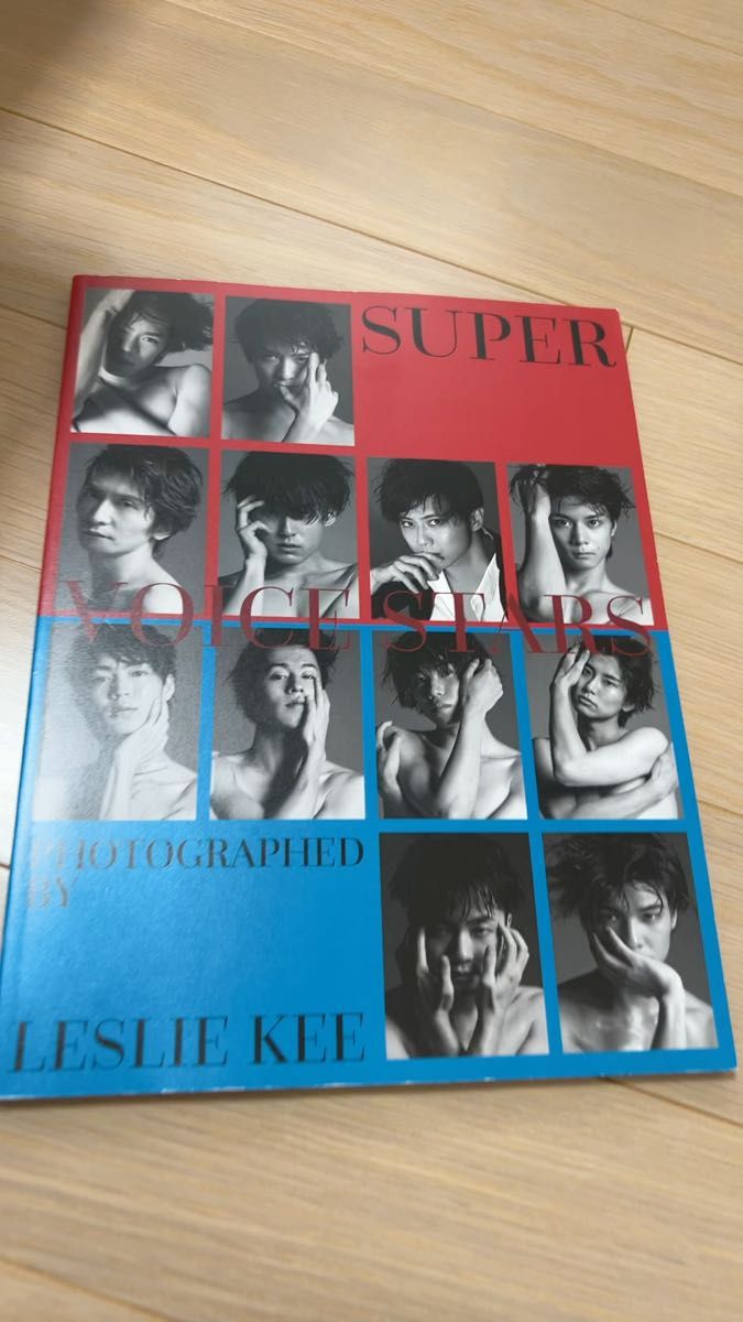 SUPER VOICE STARS PHOTO EXHIBITION by LESLIE KEE