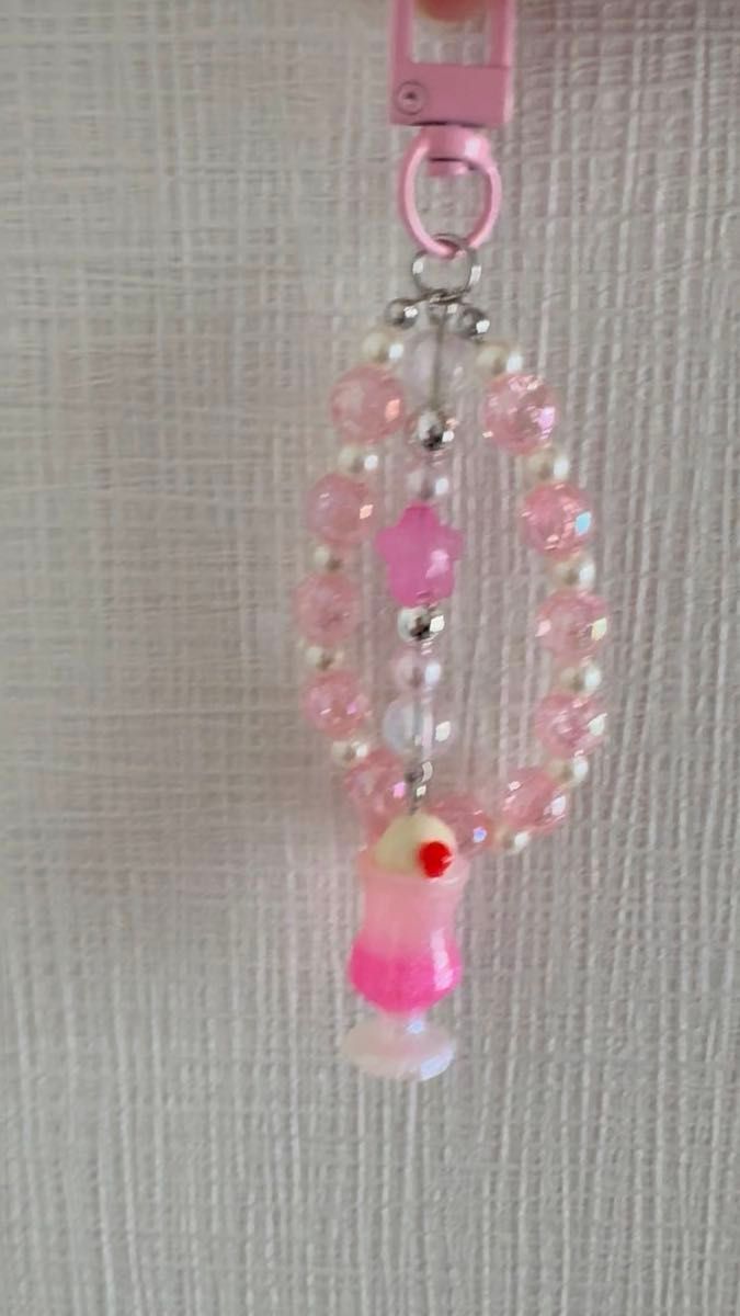 クリームソーダキーホルダー(薄ピンク)