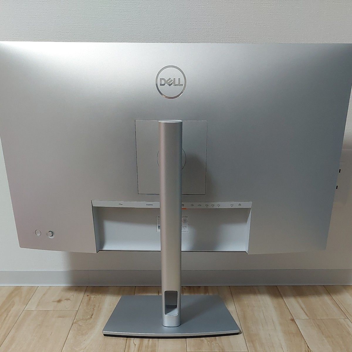 美品】 Dell U2723QX 27インチ 4K ハブモニター IPS Black 非 美品】 Dell U2723QX 27インチ 4K ハブモニター IPS Black 非