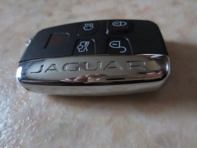  Jaguar key * key type USB*8GB* box entering * new goods & unused goods *JAGUAR XKE*XJ*XF*XE*EFI-PACE* Britain car *JAGUAR