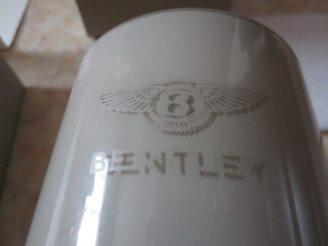 ベントレーコレクション・BENTLEY・アロマキャンドル・英国製・新品・ベントレー社公認オフィシャルライセンス商品★ロールスロイス_クリーム色のお洒落なガラスです