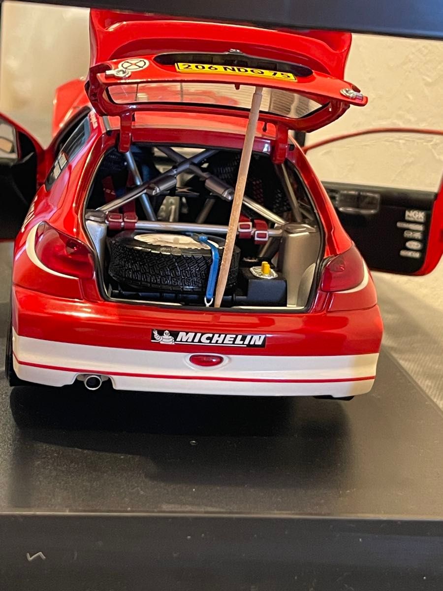 AUTOart プジョー206 WRC ラリーモデルカー 美品 AUTOart プジョー206 WRC ラリーモデルカー 美品|Yahoo!フリマ